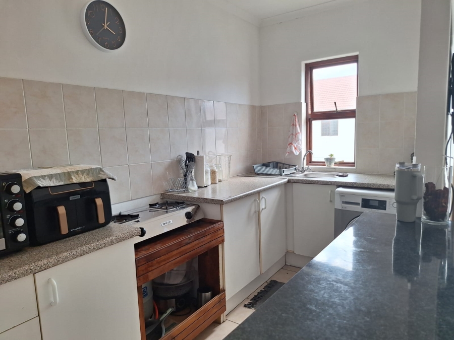 2 Bedroom Property for Sale in Thornton Western Cape